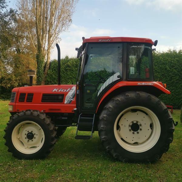 Grote foto kioti dk 90 c met slechts 1040 uren agrarisch tractoren