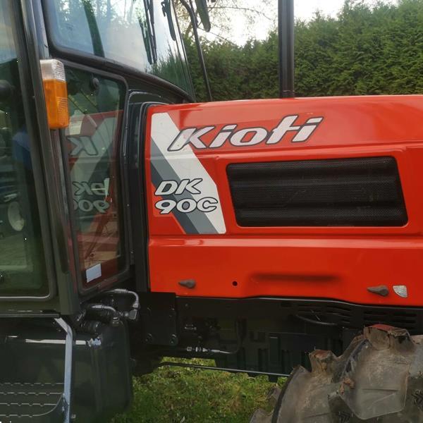 Grote foto kioti dk 90 c met slechts 1040 uren agrarisch tractoren