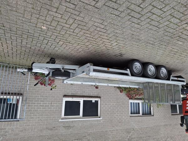 Grote foto hulco terrax 3 machinetransporter minigraver transporter dieplader agrarisch aanhangwagens