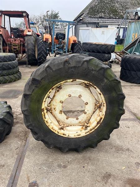 Grote foto trekkerband met velg set 380 70 r28 tm 700 nr.6 agrarisch tuinbouw