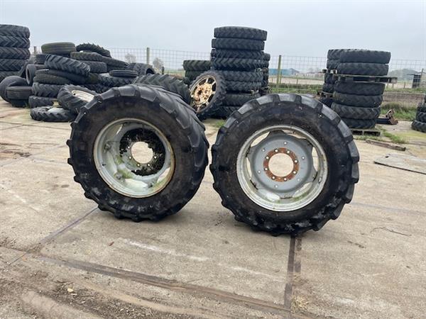 Grote foto trekkerband met velg set 480 65 r28 x m100 nr.7 agrarisch tuinbouw