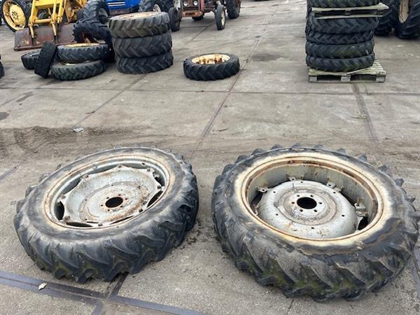 Grote foto trekkerband met velg set 13.6 r38 nr.9 agrarisch tuinbouw