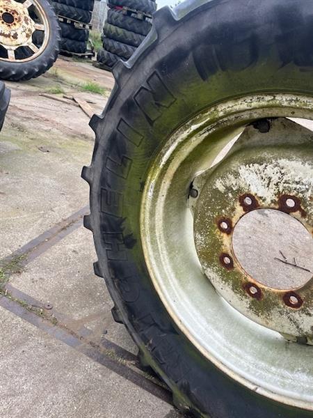 Grote foto trekkerband met velg set 480 65 r28 nr.10 agrarisch wielen