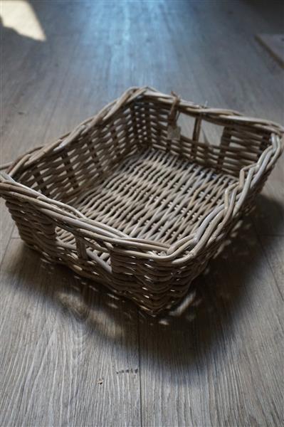 Grote foto lademand rotan grey l44 x b36 x h16 cm huis en inrichting complete badkamers