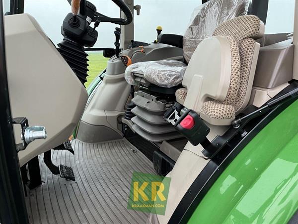 Grote foto john deere 5095m 687878 agrarisch tractoren