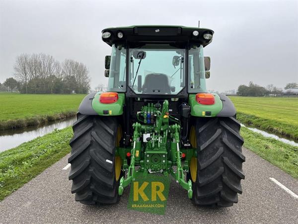 Grote foto john deere 5095m 687878 agrarisch tractoren