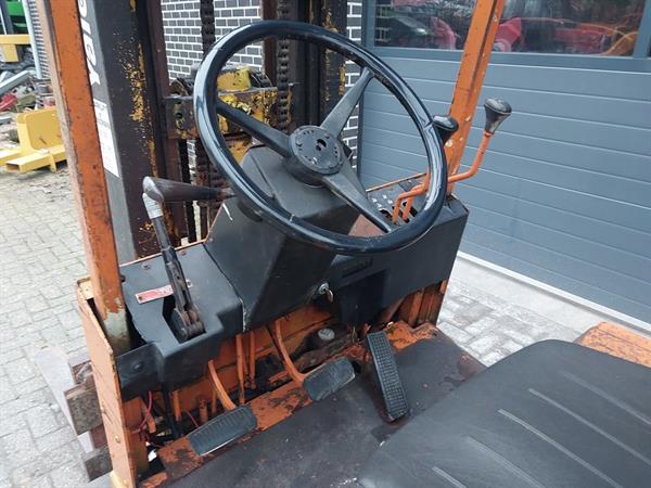 Grote foto yale heftruck 2 ton lpg agrarisch heftrucks