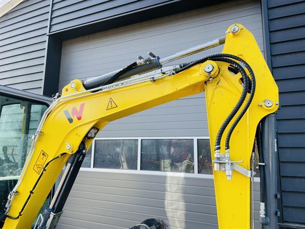 Grote foto neuson ez26 minigraver demo 2024 sloop sorteer functie doe het zelf en verbouw kranen en graafmachines