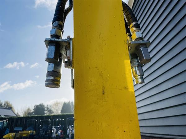 Grote foto neuson ez26 minigraver demo 2024 sloop sorteer functie doe het zelf en verbouw kranen en graafmachines