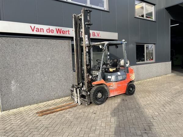 Grote foto toyota 42 7fgf25 heftruck toyota 42 7fg25 duplo 500 sideshift vorkversteller lpg 2011 agrarisch heftrucks