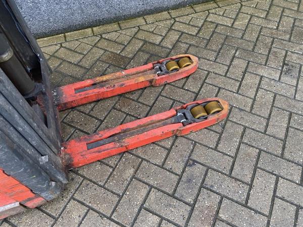 Grote foto linde heftruck stapelaar linde l14 triplo450 initiaal heffing accu2017 doe het zelf en verbouw hefwerktuigen