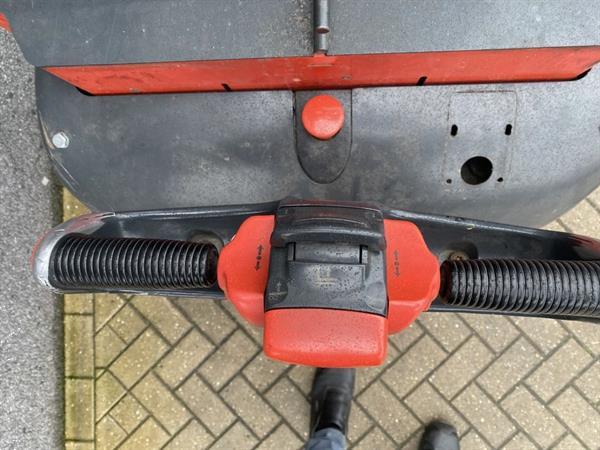 Grote foto linde heftruck stapelaar linde l14 triplo450 initiaal heffing accu2017 doe het zelf en verbouw hefwerktuigen