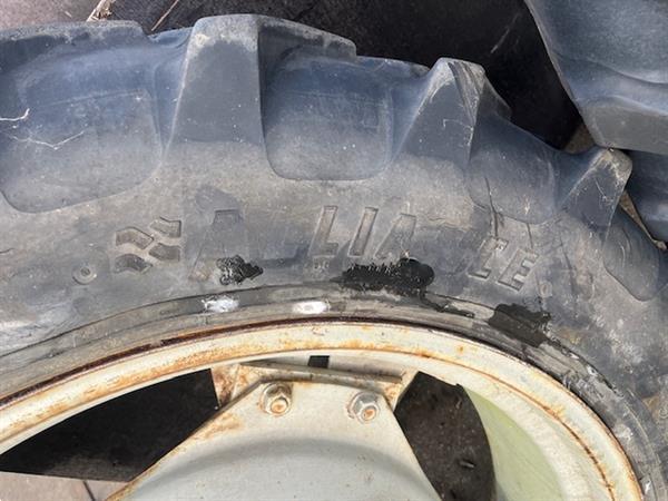 Grote foto trekkerband met velg set 11.2 r32 nr 20 agrarisch wielen