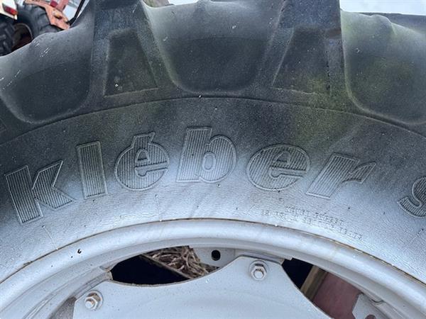 Grote foto trekkerband met velg set 520.70 r38 nr.25 agrarisch tuinbouw
