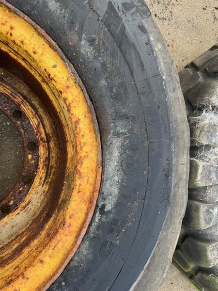 Grote foto volvo l90 l70 band met velg set. 17.5r25 nr.30 agrarisch tuinbouw