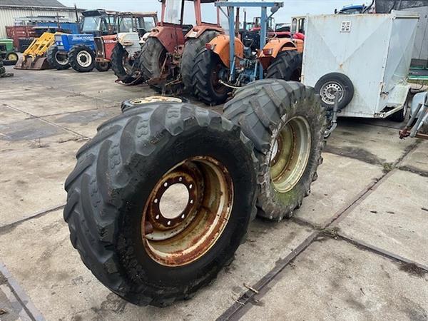 Grote foto trekkerband met velg set 480 65 r24 tm 800 nr.34 agrarisch tuinbouw