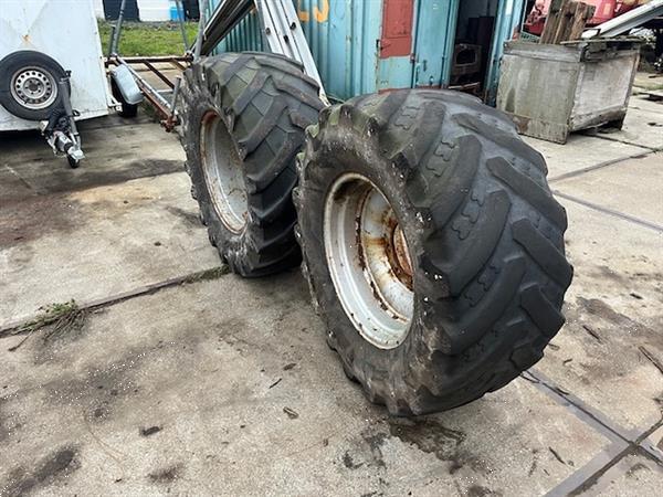 Grote foto trekkerband met velg set 480 65 r24 tm 800 nr.34 agrarisch tuinbouw