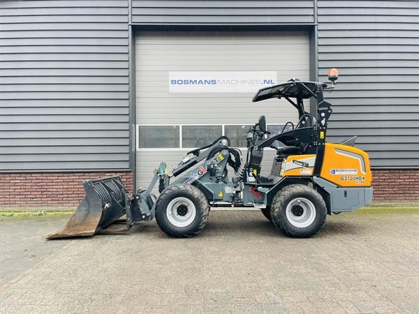 Grote foto giant g2700 hd x tra minishovel kniklader bj 2024 260 uur agrarisch shovels