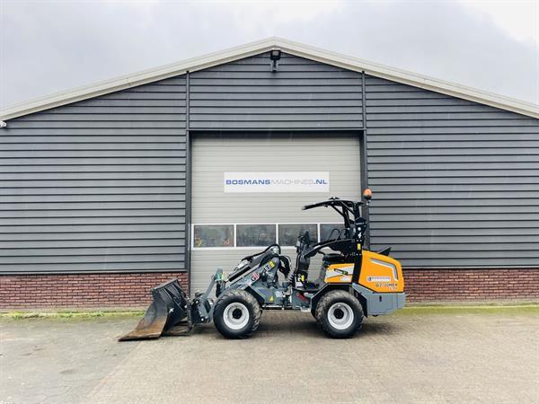 Grote foto giant g2700 hd x tra minishovel kniklader bj 2024 260 uur agrarisch shovels