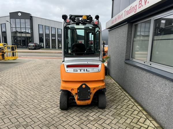 Grote foto still rx60 35 600 triplo 595 freelift 3e 4e functie elektrisch 2018 agrarisch heftrucks