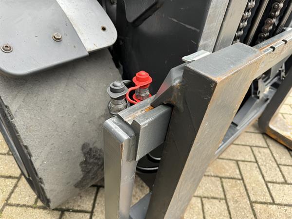 Grote foto still rx60 35 600 triplo 595 freelift 3e 4e functie elektrisch 2018 agrarisch heftrucks