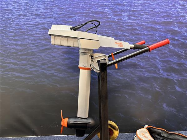Grote foto a torqeedo travel 1103 kortstaart elektrische motor watersport en boten buiten en binnenboordmotoren