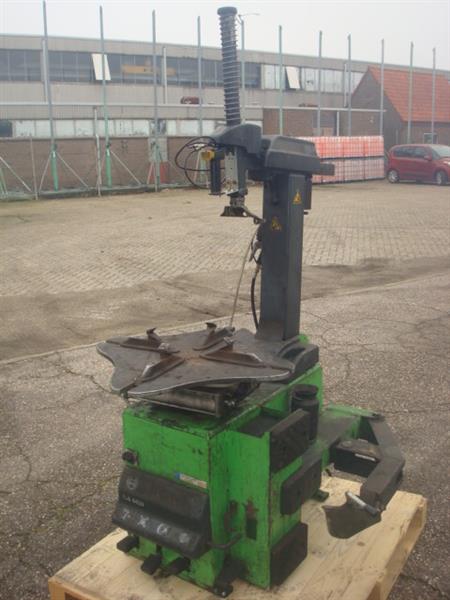 Grote foto banden demontage apparaat bosch tce4420 auto diversen gereedschap