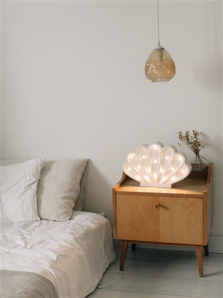 Grote foto houten decoratieve lamp zeeschelp wit 2xaa batterijen zonder dimfunctie of afstandsbediening kinderen en baby complete kinderkamers