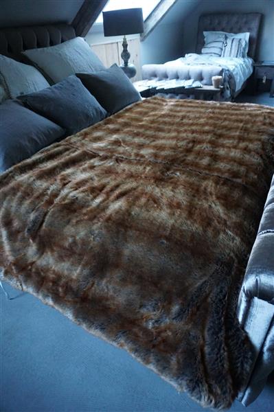 Grote foto imitatie bont plaid 250 x 250 cm huis en inrichting bankstellen