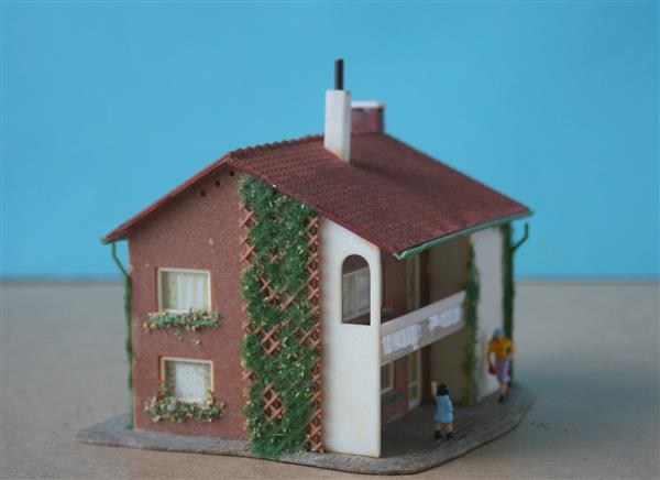 Grote foto groot huis met balkon faller h0 ho nh103 hobby en vrije tijd h0