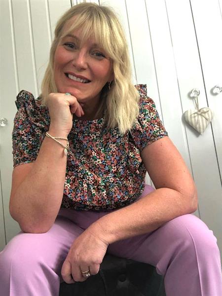 Grote foto zin in contact met een leuke vijftiger contacten en berichten vrouw zoekt man