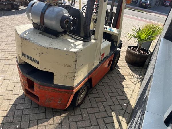 Grote foto nissan fg35u heftruck dulpo310 freelift 3e functie lpg compact agrarisch heftrucks