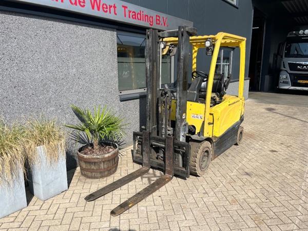 Grote foto hyster j3.0xn heftruck forklift 2delig 320 freelift sideshift 2011 agrarisch heftrucks