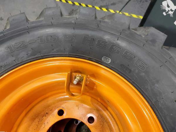 Grote foto 4 x12 16.5 banden hs656 met velg agrarisch wielen