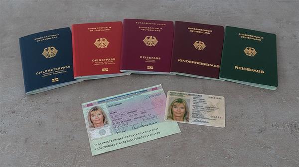 Grote foto deutsche ausweis und reisepass diensten en vakmensen algemeen