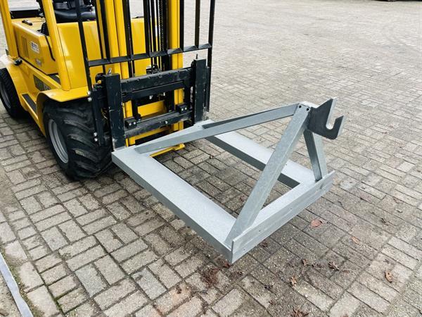Grote foto werktuigen drager bok met lepelinsteek nieuw agrarisch algemeen