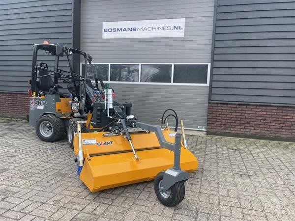Grote foto giant veegmachines eco pro agrarisch tractor toebehoren