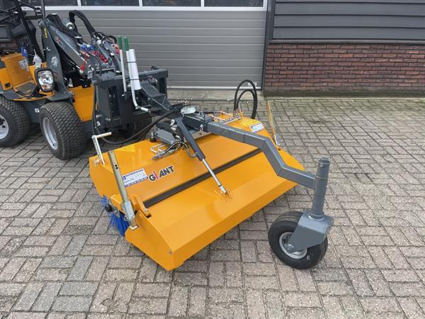 Grote foto giant veegmachines eco pro agrarisch tractor toebehoren