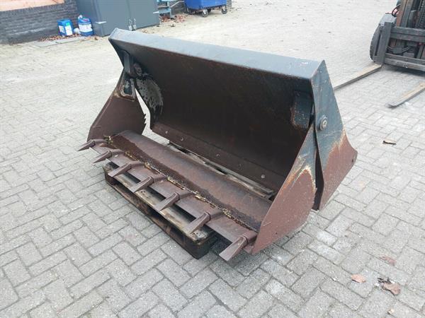 Grote foto 4 in 1 bak met schaeff terex snelwissel doe het zelf en verbouw aanbouwdelen