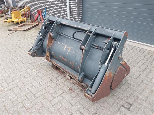 Grote foto 4 in 1 bak met schaeff terex snelwissel doe het zelf en verbouw aanbouwdelen
