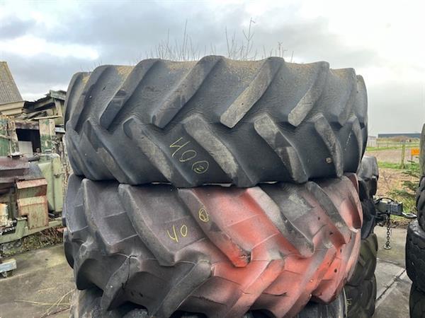Grote foto trekkerband met velg set 18.4 r34 nr.40 agrarisch wielen