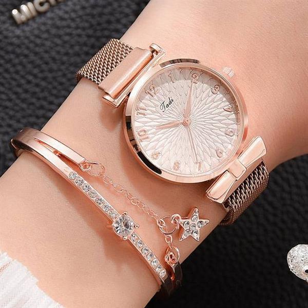 Grote foto luxe horloge met armband voor dames quartz horloge met magnetische leren band kleding dames horloges