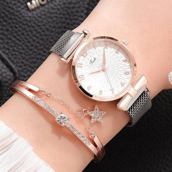 Grote foto luxe horloge met armband voor dames quartz horloge met magnetische leren band kleding dames horloges