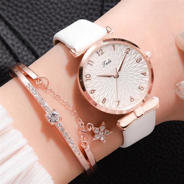 Grote foto luxe horloge met armband voor dames quartz horloge met magnetische leren band kleding dames horloges