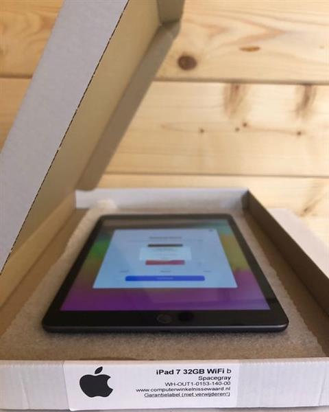 Grote foto nieuwsbrief actie apple ipad 7 zwart 4 core 2 34ghz 32gb 10.2 2160x1620 wifi 4g garantie telecommunicatie ipad