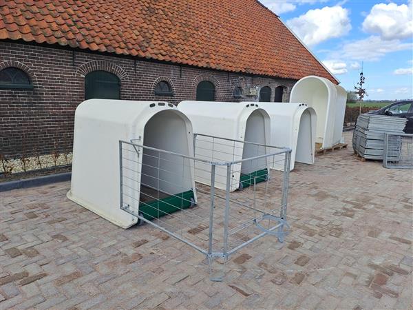 Grote foto kalveriglo calfotel comfort met 3 delig hekwerk dieren en toebehoren runderen
