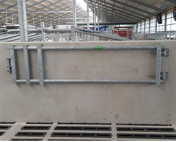 Grote foto uitschuifbaar 2 buis afscheidingshek lengte 250 400 cm dieren en toebehoren runderen