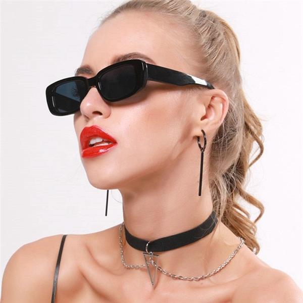 Grote foto trendy vierkante zonnebril voor dames retro reisbrillen fashion shades anti uv brillen kleding dames sieraden