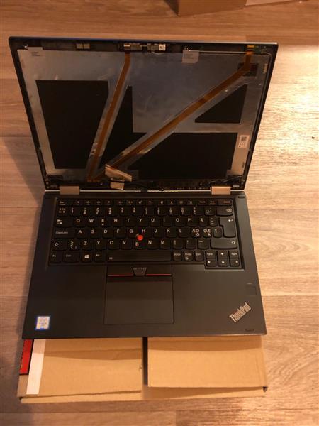 Grote foto schademodel laptop lenovo yoga 370 i5 7e gen 4 8 16gb ssd computers en software overige computers en software