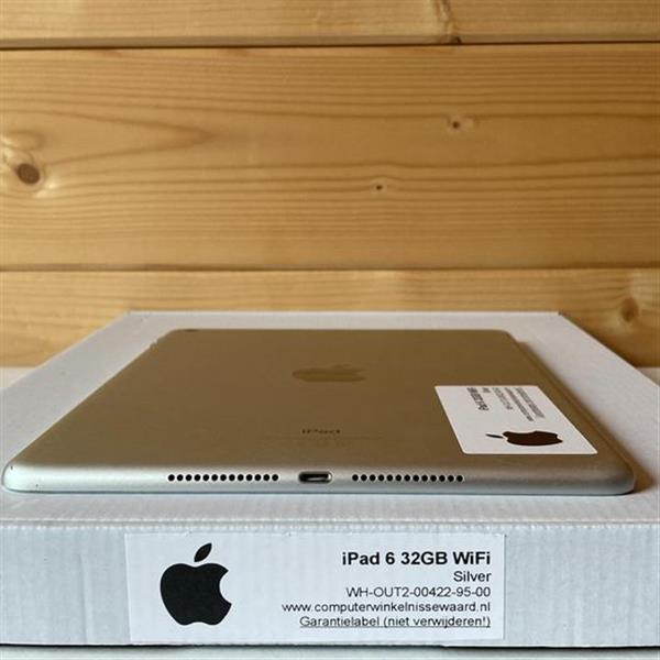 Grote foto apple ipad 6 32gb model 2018 zilver 9.7 wifi 4g garantie telecommunicatie ipad